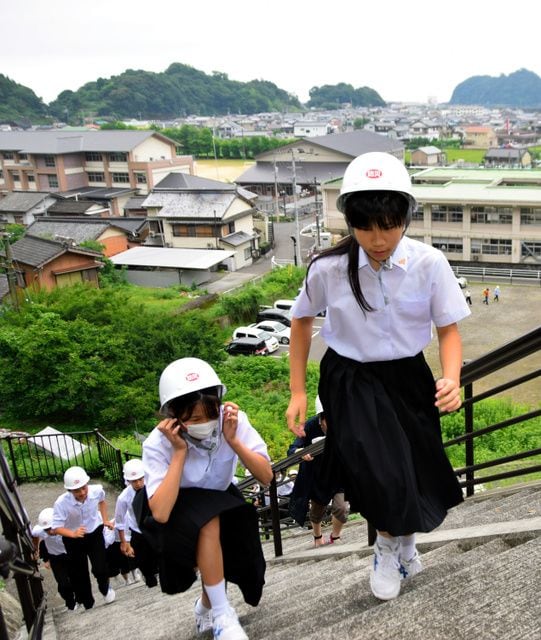 住民による避難訓練の様子（写真：黒潮町）