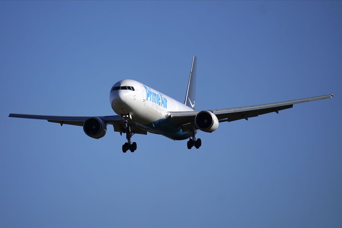 アマゾンがボーイング旅客機11機を購入　航空貨物の輸送力増強、22年に85機超に