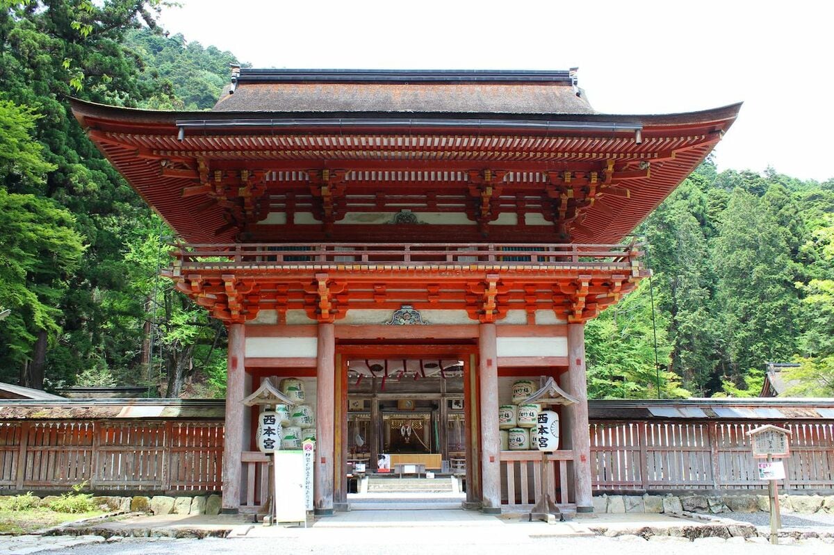 日吉・日枝・山王の総本山であり平安京の表鬼門、日吉大社の回り