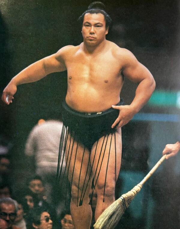 写真付き】イケメン力士列伝②、夜の銀座で最もモテたのは誰か（昭和