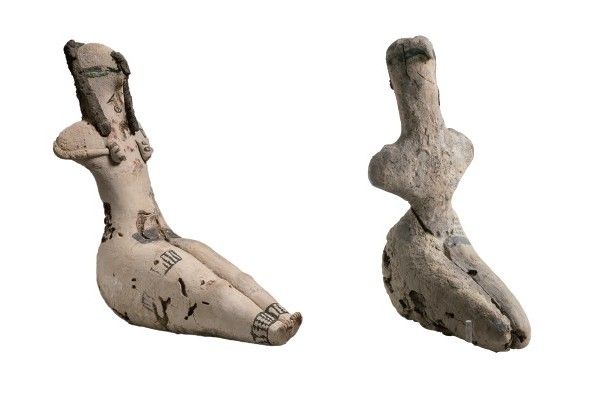 o(^▽^)o遥か昔、6000年(縄文時代)物の石筍(鍾乳石)の芸術品 遥か縄文の記憶を身近にシルバーの【国宝の土偶＆火焔型土器】ミニ