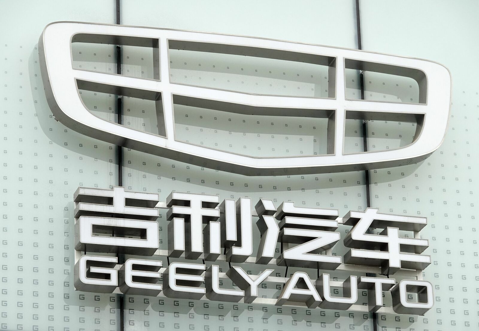 ボルボやルノーの人材・技術を取り込みBYDを猛追、PHEV覇権を狙う吉利汽車の「野望」とEVシフトが招いた欧州の皮肉