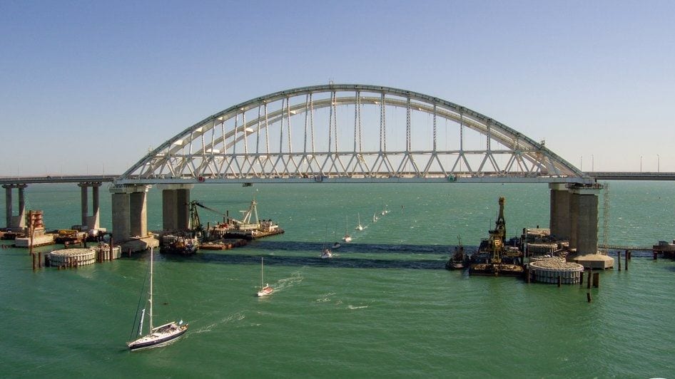 ウクライナがロシアに連勝 国際司法裁判所舞台に ロシアは半島と本土を結ぶクリミア橋を完成 ウクライナに経済圧力 1 4 Jbpress Japan Business Press