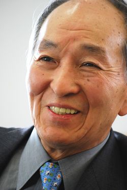 下妻博氏／前田せいめい撮影