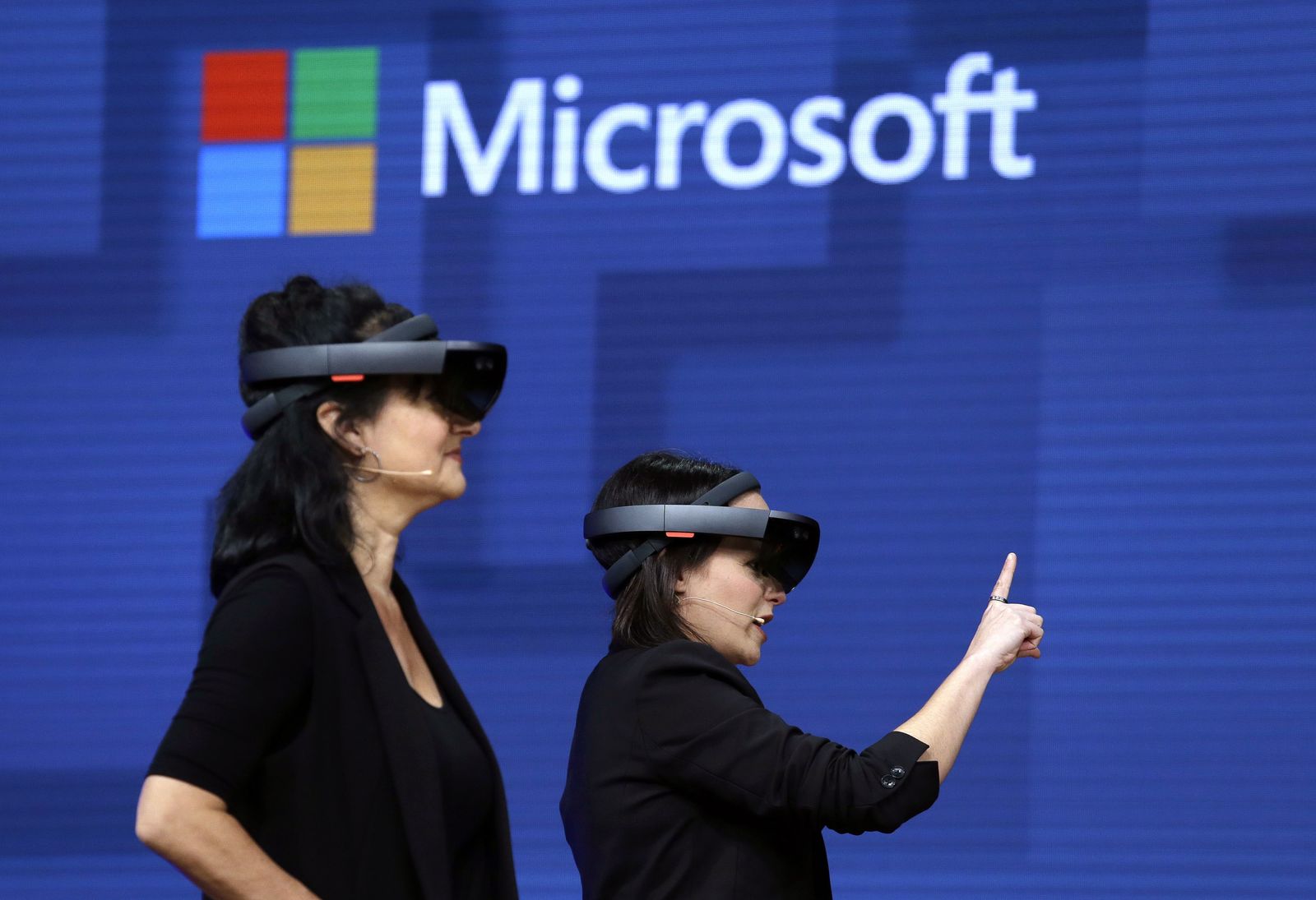 マイクロソフト メタバース人材が大量流出 Jdir