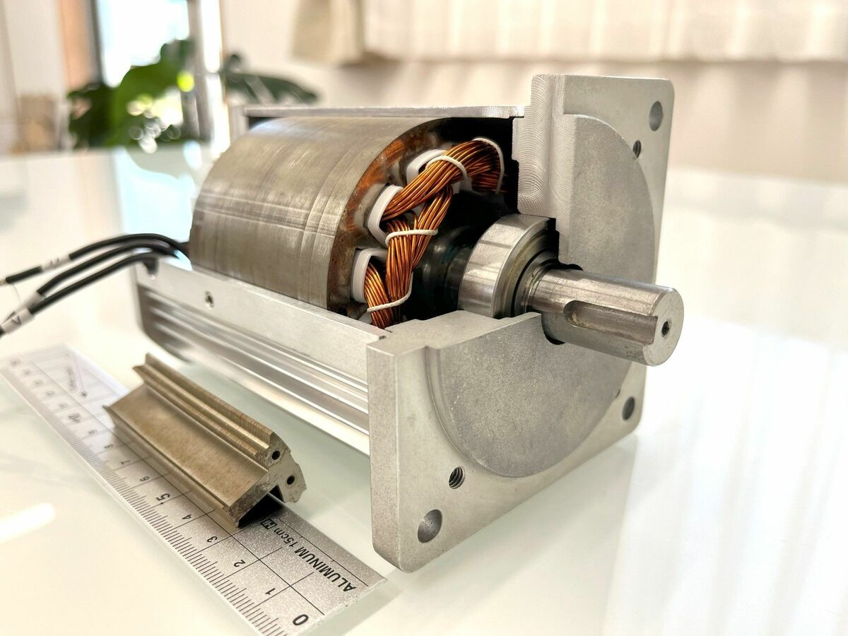自動車の軽量化テクノロジー 材料・成形・接合・強度、燃費・電費性能の向上を目指して／テクノロジー・環境 自動車業界の大変革！鉄鋼メーカーはどう対応していくのか ―JFE