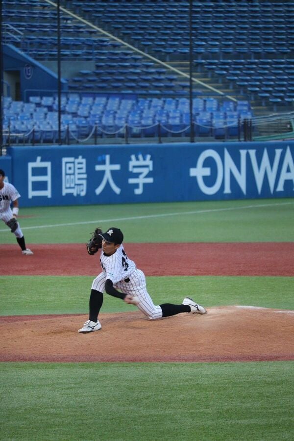 安井勇有心投手の投球フォーム