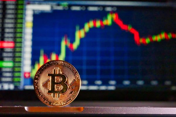 世界経済は市場暴落に耐えられる 歴史的なバブルの帰結 マーティン ウルフ 1 4 Jbpress ジェイビープレス