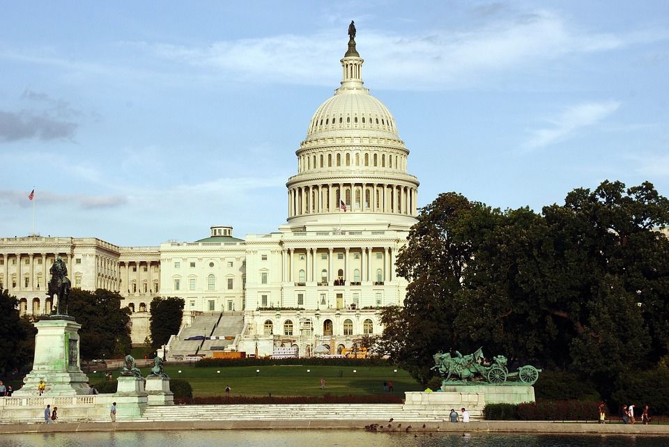 米国議会、中国の「尖閣領有権」主張を完全否定 超党派議員が