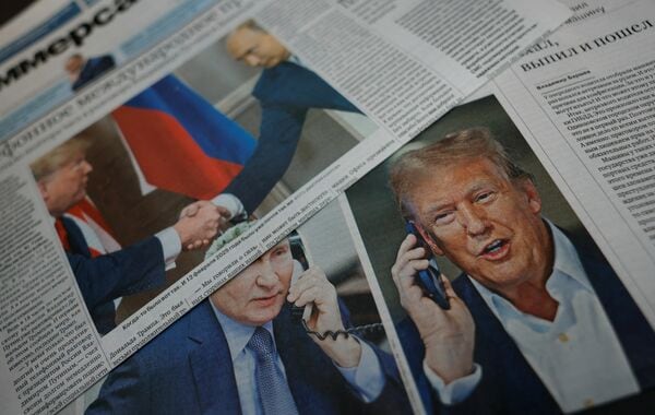 ウクライナ戦争の早期終了を選挙公約のように掲げてきた米トランプ大統領だが、早期停戦の見通しは立たない(写真:ロイター/アフロ)