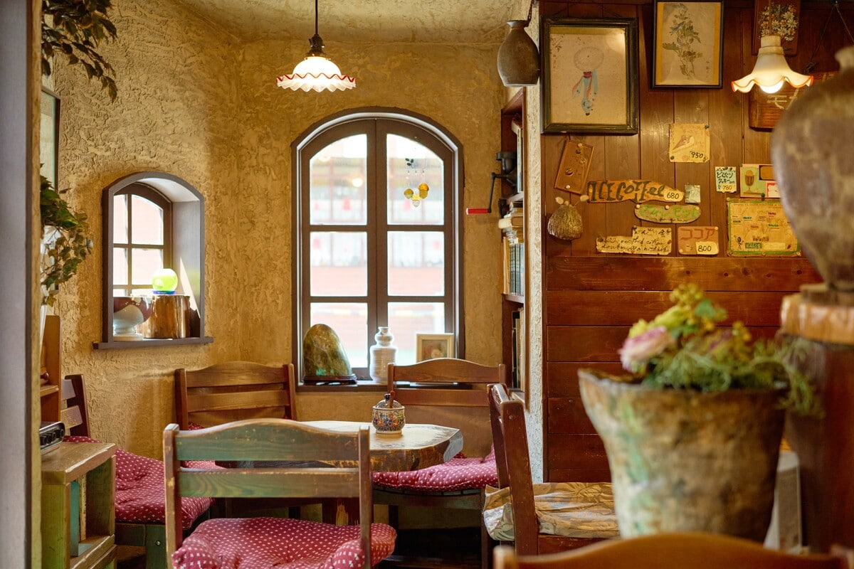 img_e3e896f6681f429fc602d25904