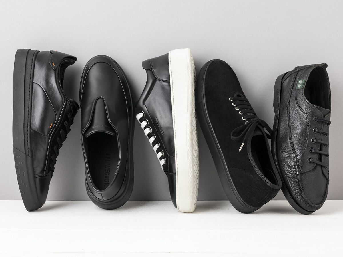 足元に落ち着きと品位を、エレガントシックな「ブラックスニーカー」5