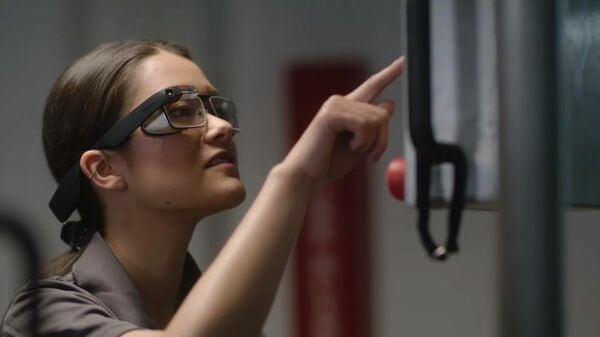 Googleの眼鏡型端末「Glass」、10年の歴史に幕 産業向けスマートグラス ...
