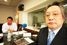 「マット安川のずばり勝負」ゲスト：小林節／前田せいめい撮影