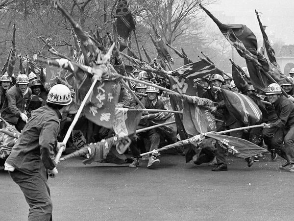 36年前の国鉄民営化の顔、動労のカリスマ「松崎明」と最後の総裁「杉浦喬也」 【写真ルポ】民営化を巡って対峙した2人の男の顔(2/8) |  JBpress (ジェイビープレス)