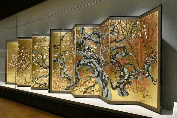 伊藤若冲・国宝《動植綵絵》から“花感”あふれる4幅、百花ひらく麗らか